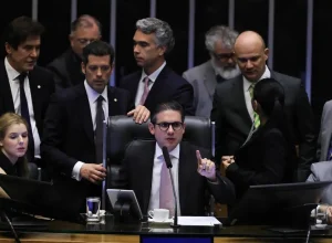 camara-aprova-urgencia-para-proposta-que-reduz-beneficios-fiscais